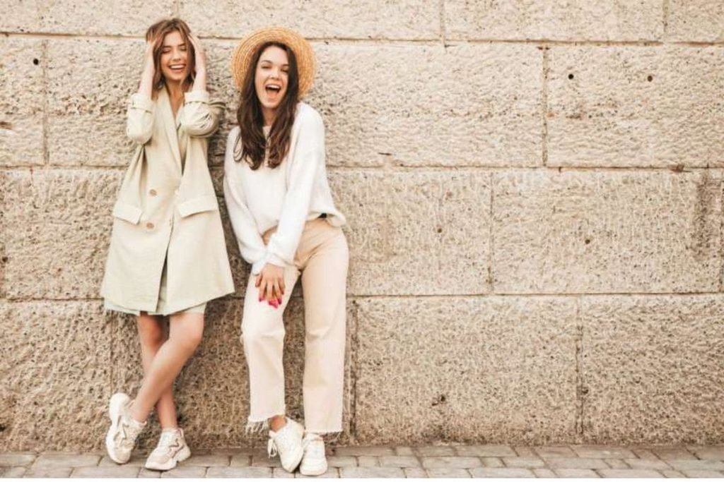 Monochromatic Beige Outfit