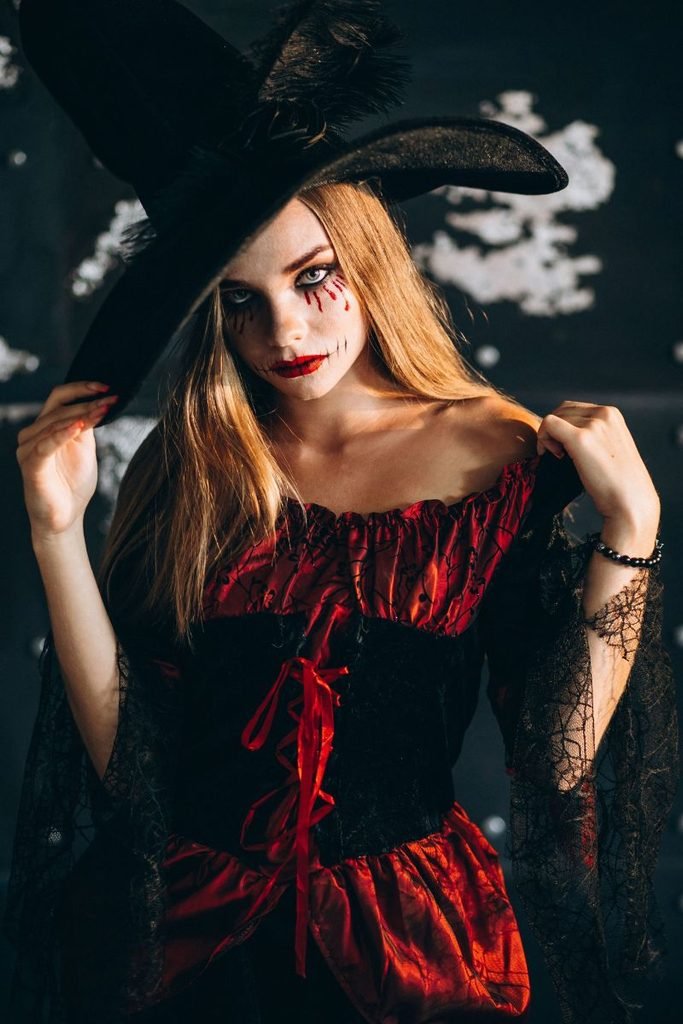 Vampire-Inspired Halloween Outfit