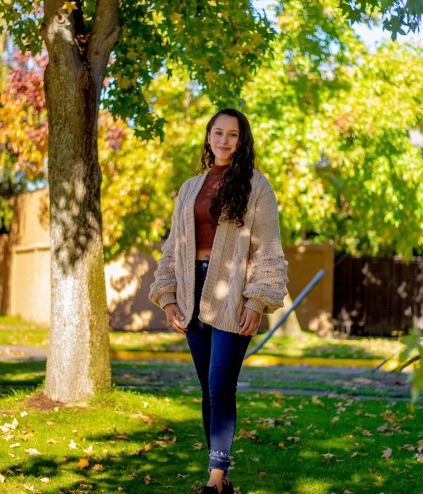 Oversized Cardigan With Slim Jeans